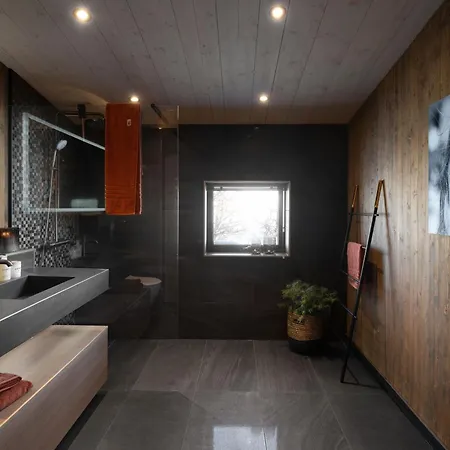 Luxury Cabin With Spectacular View Flataker